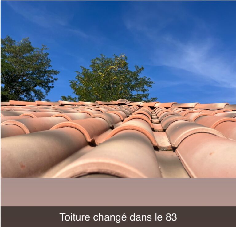 Toiture remplacée dans le Var 83 par Entreprise Evolution - équipe couvreur 83